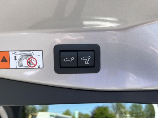 Toyota C-HR 2.0 Hybrid 200 GR SPORT PLUS | Navigatie | Apple CarPlay/Android auto | Elektrische achterklep | ... ActivLease financial lease