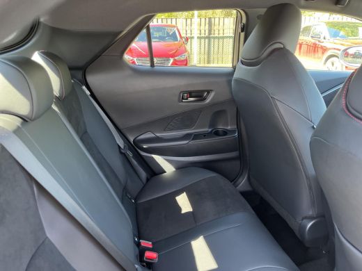 Toyota C-HR 2.0 Hybrid 200 GR SPORT PLUS | Navigatie | Apple CarPlay/Android auto | Elektrische achterklep | ... ActivLease financial lease