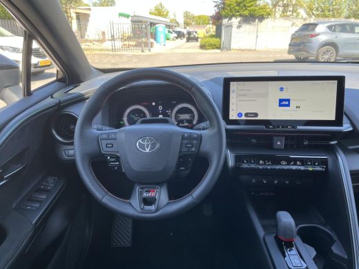 Toyota C-HR 2.0 Hybrid 200 GR SPORT PLUS | Navigatie | Apple CarPlay/Android auto | Elektrische achterklep | ... ActivLease financial lease
