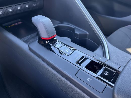 Toyota C-HR 2.0 Hybrid 200 GR SPORT PLUS | Navigatie | Apple CarPlay/Android auto | Elektrische achterklep | ... ActivLease financial lease