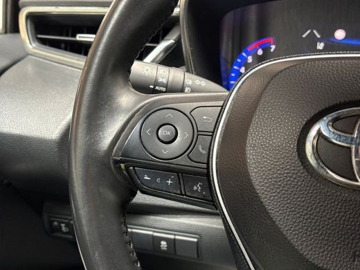 Toyota Corolla 1.8 Hybrid Sport Automaat (NAVIGATIE, LEDER, VIRTUAL COCKPIT, CAMERA, SPORTSTOELEN, GETINT GLAS, ... ActivLease financial lease