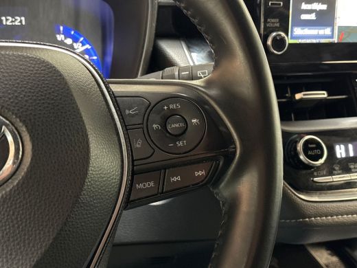 Toyota Corolla 1.8 Hybrid Sport Automaat (NAVIGATIE, LEDER, VIRTUAL COCKPIT, CAMERA, SPORTSTOELEN, GETINT GLAS, ... ActivLease financial lease