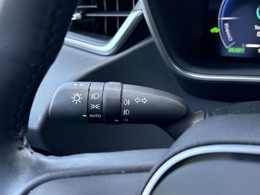 Toyota Corolla Touring Sports Hybrid 140 Dynamic Ultimate **DODEHOEK DETECTIE/ STUURWIELVERWARMING/ ELEKTRONISCHE ACHTERKLEP** ActivLease financial lease