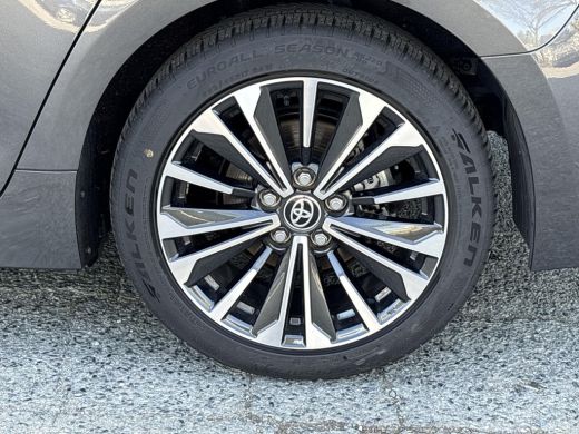 Toyota Corolla Touring Sports Hybrid 140 Dynamic Ultimate **DODEHOEK DETECTIE/ STUURWIELVERWARMING/ ELEKTRONISCHE ACHTERKLEP** ActivLease financial lease