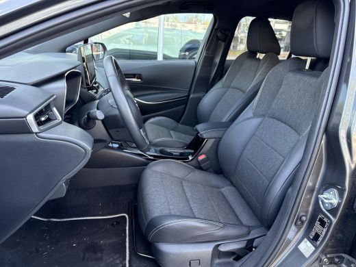 Toyota Corolla Touring Sports Hybrid 140 Dynamic Ultimate **DODEHOEK DETECTIE/ STUURWIELVERWARMING/ ELEKTRONISCHE ACHTERKLEP** ActivLease financial lease