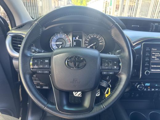 Toyota Hilux 2.4 D-4D Double Cab Professional | 06-10141018 Voor meer informatie ActivLease financial lease