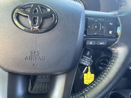 Toyota Hilux 2.4 D-4D Double Cab Professional | 06-10141018 Voor meer informatie ActivLease financial lease