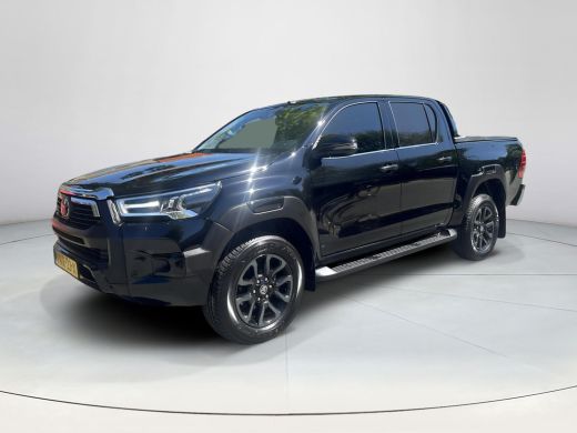Toyota Hilux 2.4 D-4D Double Cab Professional | 06-10141018 Voor meer informatie ActivLease financial lease