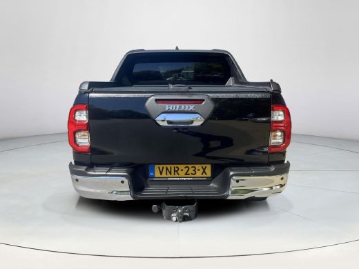 Toyota Hilux 2.4 D-4D Double Cab Professional | 06-10141018 Voor meer informatie ActivLease financial lease