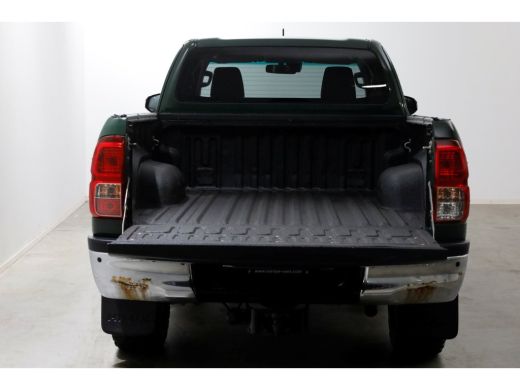 Toyota Hilux 2.4 D-4D-F 150pk E6 4x4 4WD Xtra Cab Professional Trekhaak 3500kg 11-2017 ActivLease financial lease