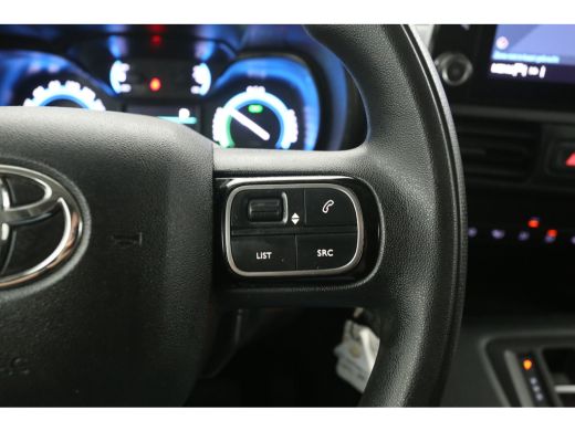 Toyota ProAce 50 kWh 136PK | Snelladen | SOH 94% | Airco | Cruise | Carplay | Navi | Parkeersens. ActivLease financial lease