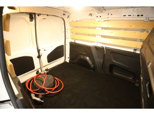 Toyota ProAce 50 kWh 136PK | Snelladen | SOH 94% | Airco | Cruise | Carplay | Navi | Parkeersens. ActivLease financial lease