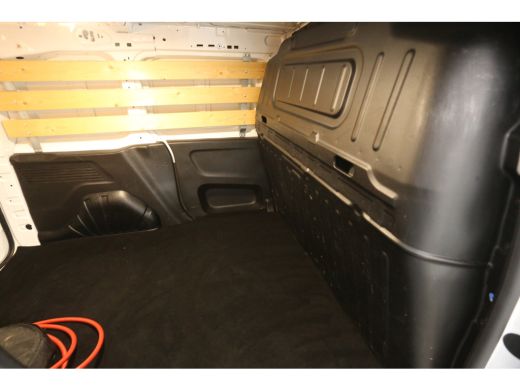 Toyota ProAce 50 kWh 136PK | Snelladen | SOH 94% | Airco | Cruise | Carplay | Navi | Parkeersens. ActivLease financial lease