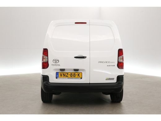 Toyota ProAce 50 kWh 136PK | Snelladen | SOH 94% | Airco | Cruise | Carplay | Navi | Parkeersens. ActivLease financial lease