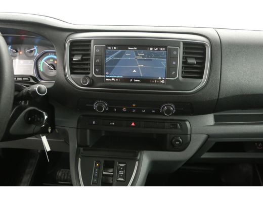 Toyota ProAce 75 kWh L2H1 | Snelladen | SOH 93% | Airco | Cruise | 3 Zits | Carplay | Navi ActivLease financial lease
