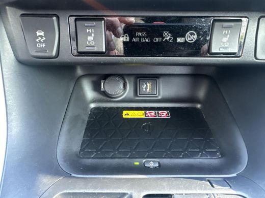 Toyota RAV4 2.5 Hybrid Style | 06-10141018 Voor meer informatie ActivLease financial lease