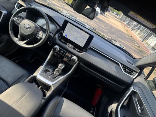 Toyota RAV4 2.5 Hybrid Style | 06-10141018 Voor meer informatie ActivLease financial lease