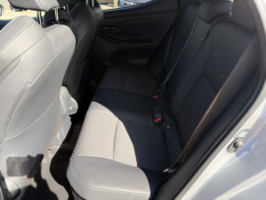 Toyota Yaris 1.5 Hybrid 130 Executive ActivLease financial lease