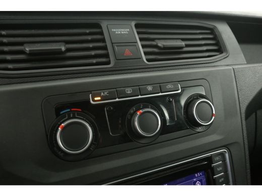 Volkswagen Caddy 2.0 TDI | Airco | Cruise | Carplay | Trekhaak | Navi | Parkeersens. ActivLease financial lease