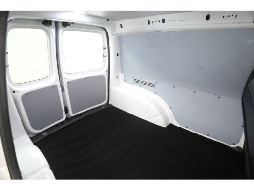 Volkswagen Caddy 2.0 TDI | Airco | Cruise | Carplay | Trekhaak | Navi | Parkeersens. ActivLease financial lease