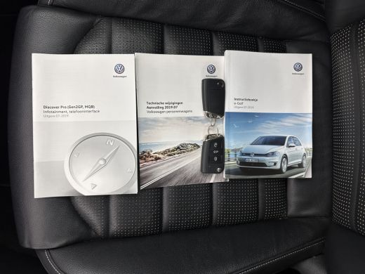Volkswagen e-Golf E-DITION (INCL-BTW) *HEATPUMP | LEATHER | ADAPTIVE-CRUISE | FULL-LED | DYNAUDIO | DIGI-COCKPIT | ... ActivLease financial lease