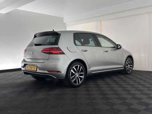 Volkswagen e-Golf E-DITION (INCL-BTW) *HEATPUMP | LEATHER | ADAPTIVE-CRUISE | FULL-LED | DYNAUDIO | DIGI-COCKPIT | ... ActivLease financial lease