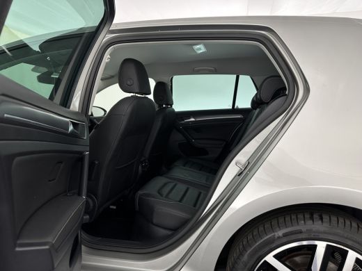Volkswagen e-Golf E-DITION (INCL-BTW) *HEATPUMP | LEATHER | ADAPTIVE-CRUISE | FULL-LED | DYNAUDIO | DIGI-COCKPIT | ... ActivLease financial lease