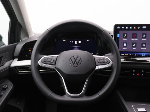 Volkswagen Golf 1.5 eHybrid Life Edition 204PK DSG Trekhaak, Memorystoel, Ergo Active Stoelen, 17" LM Velgen, Key... ActivLease financial lease