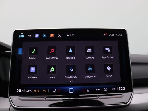 Volkswagen Golf 1.5 eHybrid Life Edition 204PK DSG Trekhaak, Memorystoel, Ergo Active Stoelen, 17" LM Velgen, Key... ActivLease financial lease