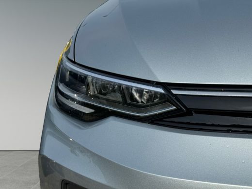 Volkswagen Golf 1.5 204pk eHybrid Life Edition Achteruitrijcamera | Parkeersensoren voor en achter | Stoelverwarming ActivLease financial lease