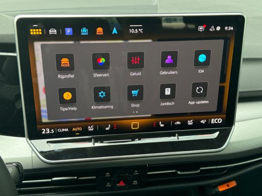 Volkswagen Golf 1.5 204pk eHybrid Life Edition Achteruitrijcamera | Parkeersensoren voor en achter | Stoelverwarming ActivLease financial lease