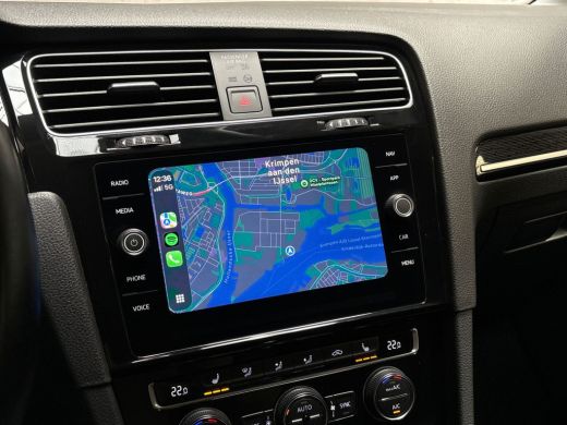 Volkswagen Golf Variant 1.5 TSI Highline Automaat (APPLE CARPLAY, VIRTUAL DASHBOARD, GROOT NAVI, KEYLESS, CAMERA,... ActivLease financial lease