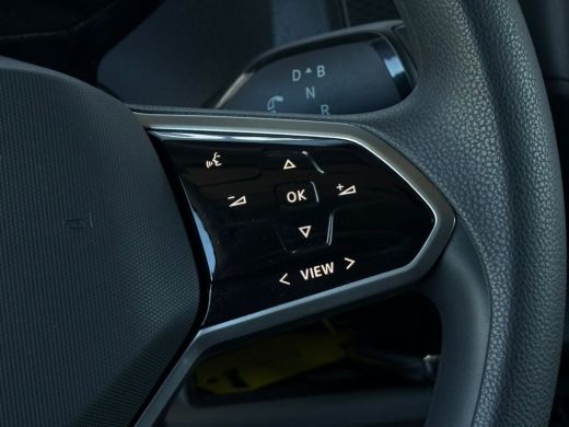 Volkswagen ID. Buzz Cargo Cargo 77 KWH 204 pk | SOH 97,7% | Wegklapbare Trekhaak | Achteruitrijcamera | Cruise control adap... ActivLease financial lease