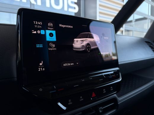 Volkswagen ID. Buzz Cargo Cargo 77 KWH 204 pk | SOH 97,7% | Wegklapbare Trekhaak | Achteruitrijcamera | Cruise control adap... ActivLease financial lease