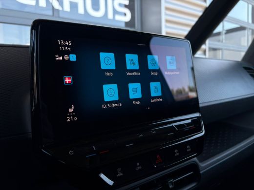 Volkswagen ID. Buzz Cargo Cargo 77 KWH 204 pk | SOH 97,7% | Wegklapbare Trekhaak | Achteruitrijcamera | Cruise control adap... ActivLease financial lease