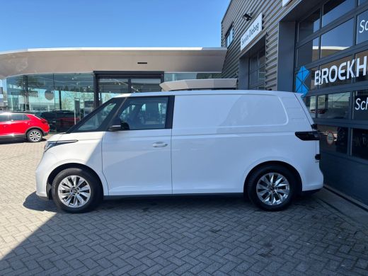Volkswagen ID. Buzz Cargo Cargo 77 KWH 204 pk | SOH 97,7% | Wegklapbare Trekhaak | Achteruitrijcamera | Cruise control adap... ActivLease financial lease