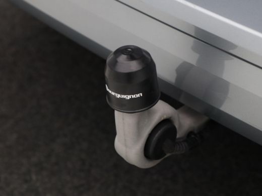Volkswagen Multivan 1.4 eHybrid 218 Pk Automaat L2H1 Style 7 Persoons | Panorama dak | Trekhaak | Stoelverwarming | C... ActivLease financial lease