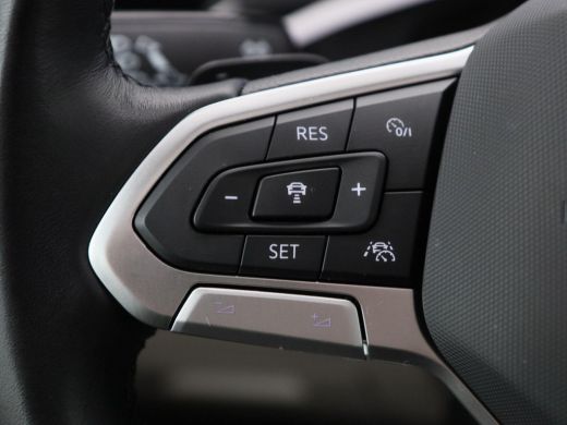 Volkswagen Multivan 1.4 eHybrid 218 Pk Automaat L2H1 Style 7 Persoons | Panorama dak | Trekhaak | Stoelverwarming | C... ActivLease financial lease