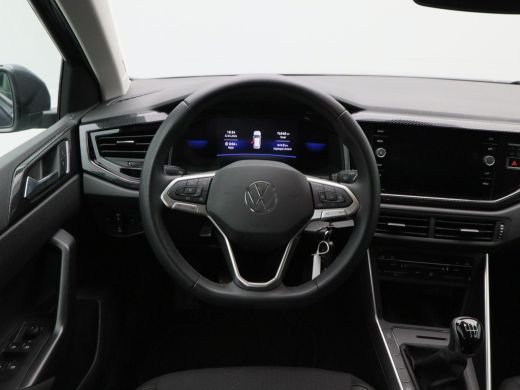 Volkswagen Polo 1.0 TSi Life | Stoelverwarming | Parkeersensoren | Naviagtie | Adaptive Cruise | Climatronic | Ca... ActivLease financial lease