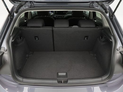 Volkswagen Polo 1.0 TSi Life | Stoelverwarming | Parkeersensoren | Naviagtie | Adaptive Cruise | Climatronic | Ca... ActivLease financial lease