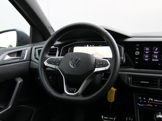 Volkswagen Polo 1.0TSI 110PK DSG R-Line | ACC | Active info | Navi | Camera ActivLease financial lease