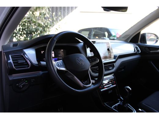 Volkswagen T-Cross TSI 115PK LIFE EDITION CARPLAY/PDC/IQ-DRIVEQ fabrieksgarantie ActivLease financial lease