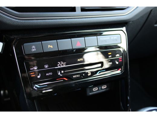 Volkswagen T-Cross TSI 115PK LIFE EDITION CARPLAY/PDC/IQ-DRIVEQ fabrieksgarantie ActivLease financial lease