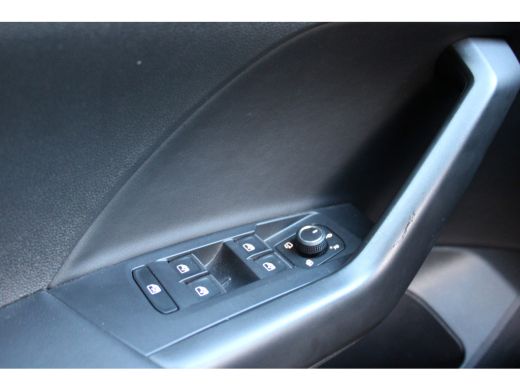 Volkswagen T-Cross TSI 115PK LIFE EDITION CARPLAY/PDC/IQ-DRIVEQ fabrieksgarantie ActivLease financial lease