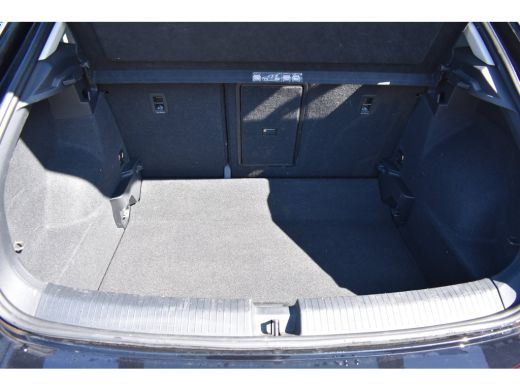 Volkswagen T-Roc 1.0 TSI 150pk Style | ADAPT. CRUISE | CLIMATE CONTROL | FULL LED | DAB+ ActivLease financial lease