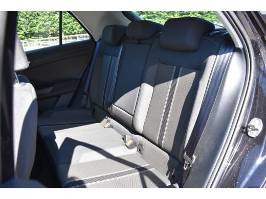 Volkswagen T-Roc 1.0 TSI 150pk Style | ADAPT. CRUISE | CLIMATE CONTROL | FULL LED | DAB+ ActivLease financial lease