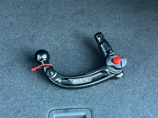 Volkswagen T-Roc 1.5 TSi 150 Pk Automaat R-Line Edition | Trekhaak | Stoelverwarming | Adaptive Cruise | Navigatie... ActivLease financial lease