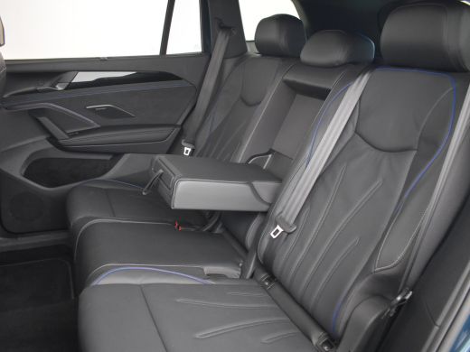 Volkswagen Tayron 1.5 TSI eHybrid R-Line 272pk DSG/AUTO | Lederen bekleding | Head-up display | Elektrisch verstelb... ActivLease financial lease