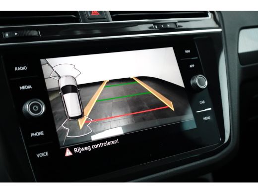 Volkswagen Tiguan 1.4 TSI 245 pk eHybrid Business+ 6-DSG | Wegklapbare trekhaak | Achteruitrijcamera | Stoel/stuur ... ActivLease financial lease