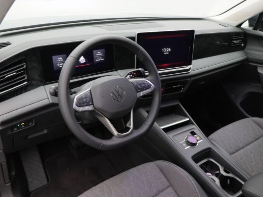 Volkswagen Tiguan 1.5 eHybrid Life 204 Pk Stoel/Stuur Verwarming | 360&deg; Camera | Adaptive Cruise | Trekhaak | Carpl... ActivLease financial lease